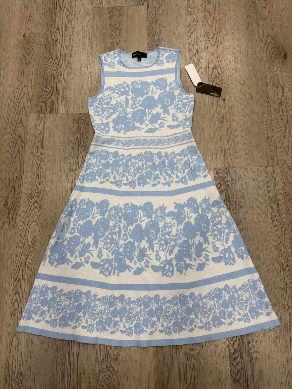 Donna Ricco Blue and White Floral Midi Dress